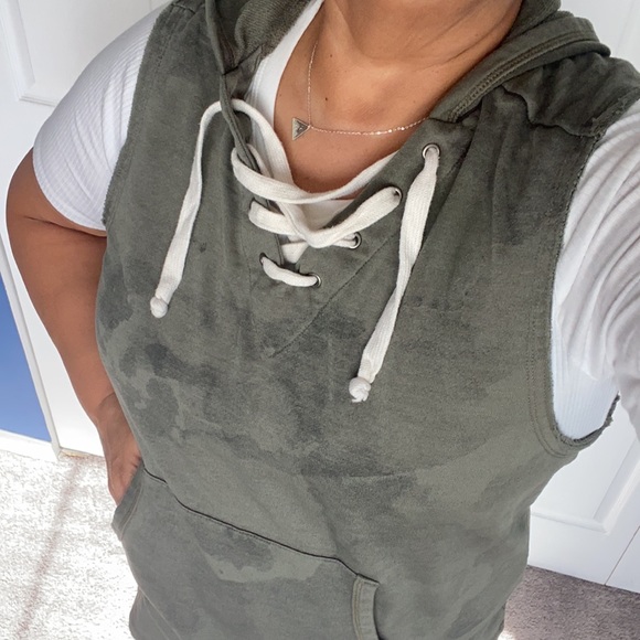 Alternative Woman’s sleeveless sweatshirt with hood XL - Picture 5 of 7